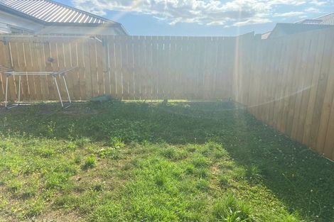 Photo of property in 40 Whareatua Avenue, Takanini, 2112