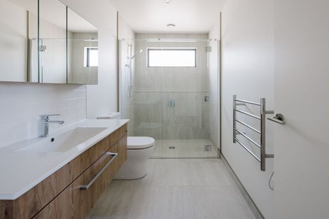 Photo of property in 12 Evergreen Parade, Rosehill, 2113