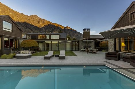 Photo of property in 10 Bluff View Terrace, Drift Bay, Queenstown, 9371