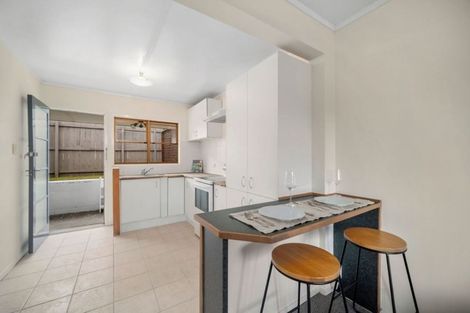Photo of property in 2/35-37 O'donn Avenue, Beach Haven, Auckland, 0626