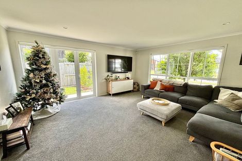 Photo of property in 8 Kahuparere Crescent, Pyes Pa, Tauranga, 3112