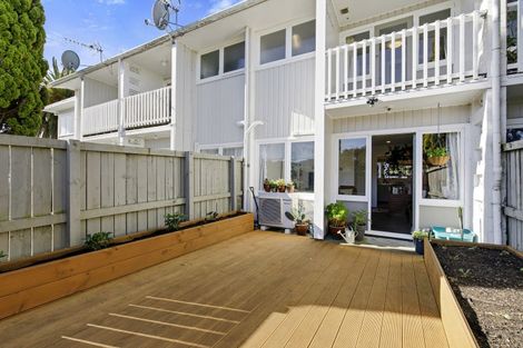 Photo of property in 8/6-8 Keys Street, Elderslea, Upper Hutt, 5018