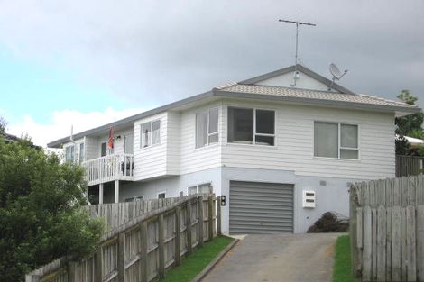 Photo of property in 45a Patts Avenue, Glendene, Auckland, 0602