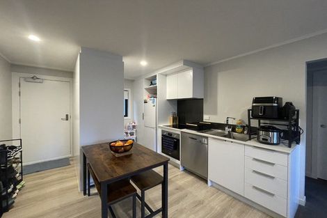 Photo of property in 2/11f Newtown Avenue, Newtown, Wellington, 6021