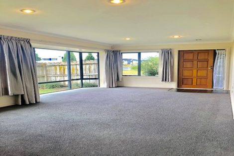 Photo of property in 1 Genesis Place, Flat Bush, Auckland, 2019