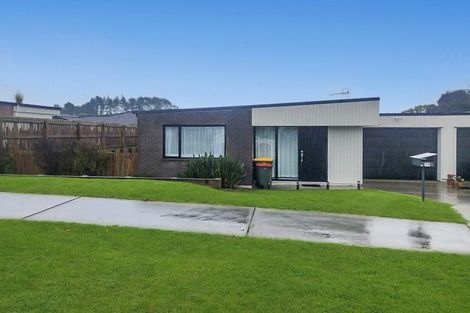Photo of property in 76 Prado Drive, Pukekohe, 2120