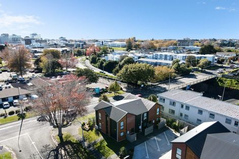 Photo of property in 13u2 Palmerston Street, Hamilton Central, Hamilton, 3204