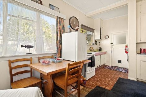 Photo of property in 2 Warburton Street, Karoro, Greymouth, 7805