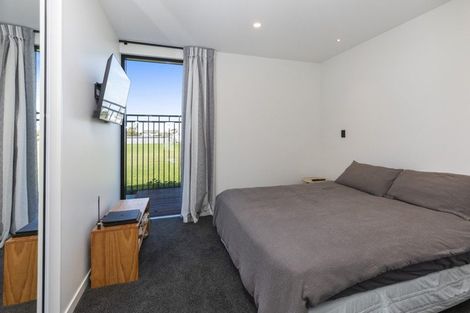 Photo of property in 7 Hobbs Lane, Harewood, Christchurch, 8051
