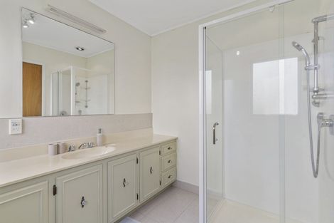 Photo of property in 2/3 Frances Street, Manurewa, Auckland, 2102