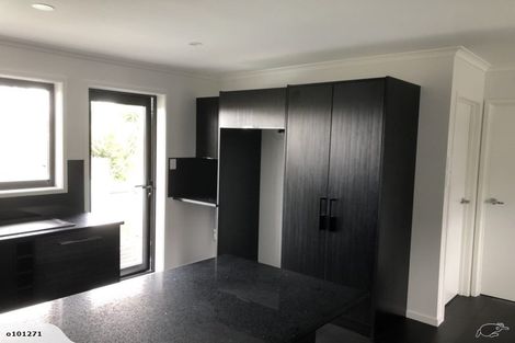 Photo of property in 3/4 Karaka Street, New Lynn, Auckland, 0600