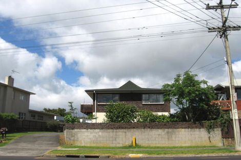 Photo of property in 2/76 East Coast Road, Milford, Auckland, 0620