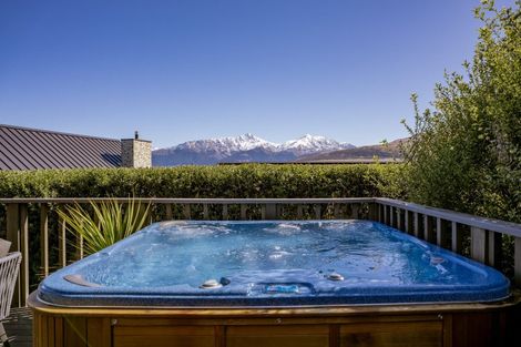 Photo of property in 5 Glenelg Lane, Jacks Point, 9371