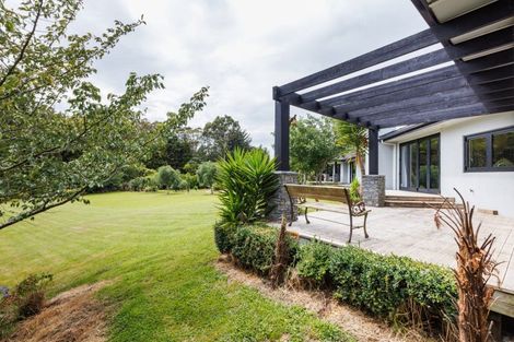Photo of property in 50 Kingsdale Park Drive, Aokautere, Palmerston North, 4471