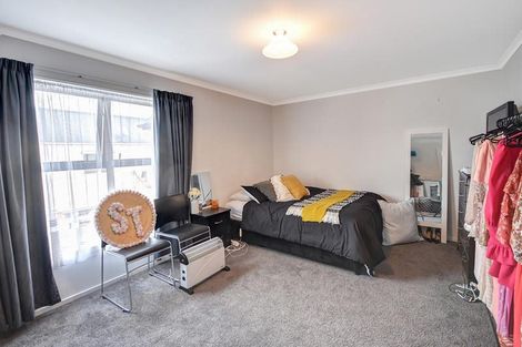 Photo of property in 129 Harbour Terrace, North Dunedin, Dunedin, 9016