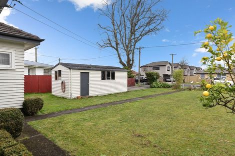 Photo of property in 69 Campbell Street, Frankton, Hamilton, 3204