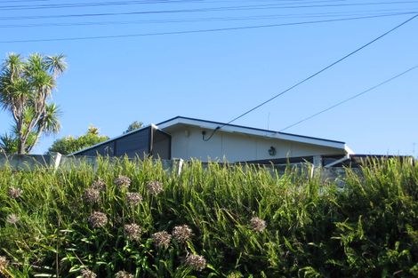 Photo of property in 77 Shetland Street, Glen Eden, Auckland, 0602