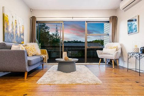 Photo of property in 637 Swanson Road, Swanson, Auckland, 0612