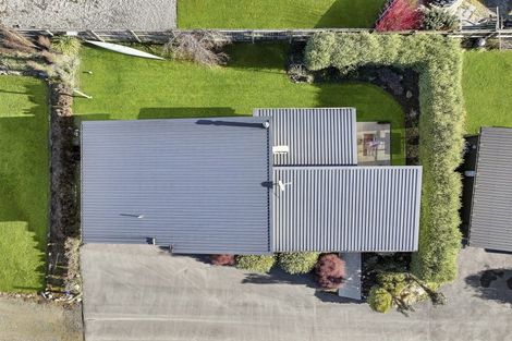 Photo of property in 2b Pebble Lane, Wanaka, 9305