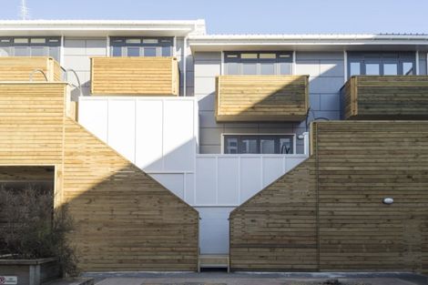 Photo of property in Pirie Street Townhouses, 35u1 Pirie Street, Mount Victoria, Wellington, 6011