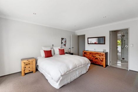 Photo of property in 4 Kaka Street, Waikanae, 5036