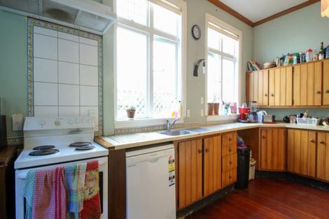 Photo of property in 5 Maurice Terrace, Te Aro, Wellington, 6011