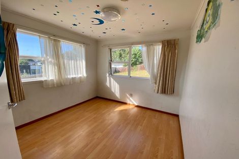 Photo of property in 84 Salamanca Road, Sunnynook, Auckland, 0620