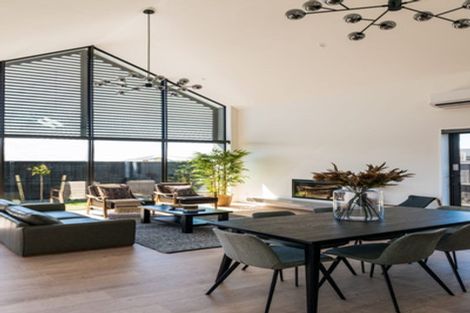 Photo of property in 17 Finstock Way, Rolleston, 7614