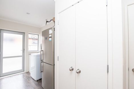 Photo of property in 10 Harris Place, Ngatea, 3503