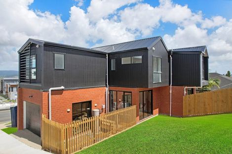 Photo of property in 74u3 Storey Avenue, Forest Lake, Hamilton, 3200