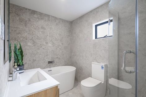 Photo of property in 1/12 Manuwai Road, Torbay, Auckland, 0630