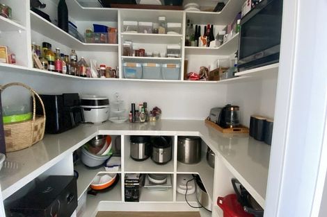 Photo of property in 9 Whata Street, Clarks Beach, 2122