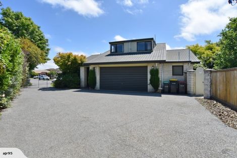 Photo of property in 11 Sunbeam Place, Halswell, Christchurch, 8025