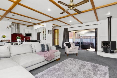 Photo of property in 24 Harpham Street, Taradale, Napier, 4112