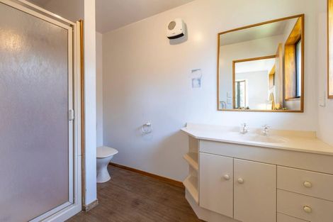 Photo of property in 5 Cardigan Bay Place, Addington, Christchurch, 8024