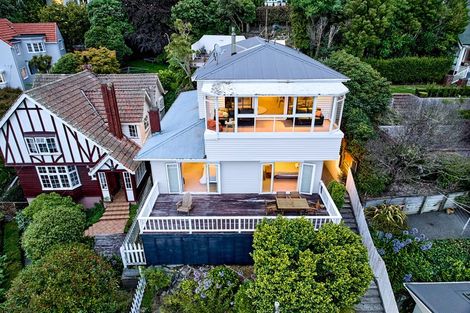 Photo of property in 11 Lower Watt Street, Wadestown, Wellington, 6012