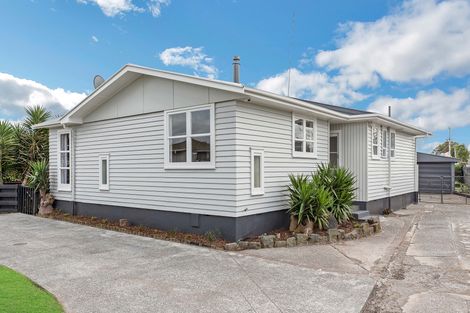 Photo of property in 7 Cooper Place, Papakura, 2110
