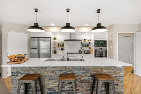 Photo of property in 8 Te Aika Street, Marshland, Christchurch, 8083