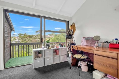 Photo of property in 13 Felstead Street, Birkenhead, Auckland, 0626