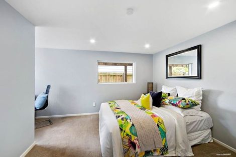 Photo of property in 6 Hiwihau Place, Glenfield, Auckland, 0629