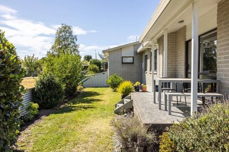 Photo of property in 2/24 Durham Drive, Havelock North, 4130