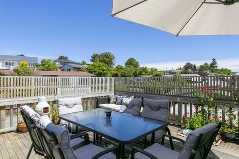 Photo of property in 33 Sunset Street, Hilltop, Taupo, 3330
