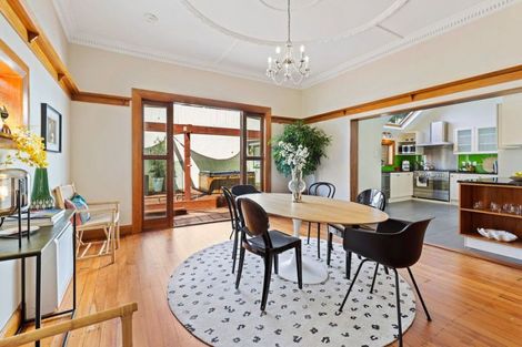 Photo of property in 25 Hawkestone Street, Thorndon, Wellington, 6011