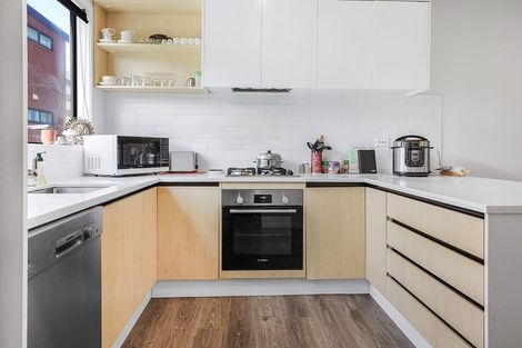 Photo of property in 18/182u London Street, Hamilton Central, Hamilton, 3204