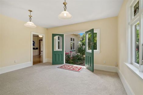 Photo of property in 30 Clyde Road, Upper Riccarton, Christchurch, 8041