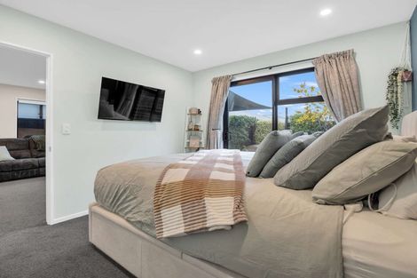 Photo of property in 99 Faringdon Boulevard, Rolleston, 7615