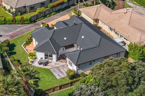 Photo of property in 16 Waru Nui Court, Orewa, 0931