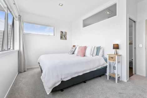 Photo of property in 300 Lake Terrace, Two Mile Bay, Taupo, 3330
