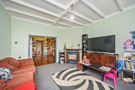 Photo of property in 50 Featherston Street, Takaro, Palmerston North, 4412