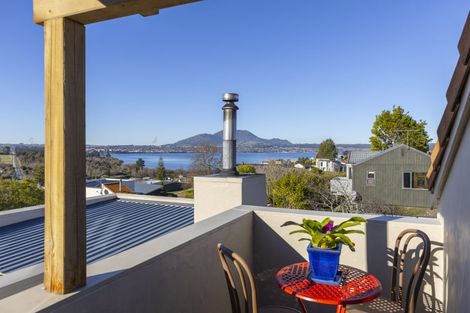 Photo of property in 718 Acacia Bay Road, Acacia Bay, Taupo, 3330